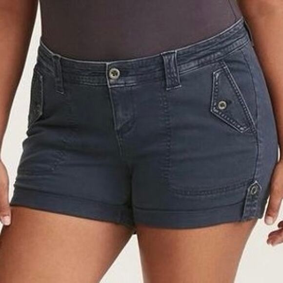 TORRID Plus Size 28 Twill Military Cargo Shorts Dark Cotton Blend - Picture 2 of 13